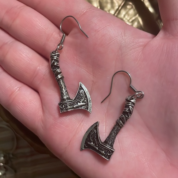 Jewelry - Viking Ace Earrings